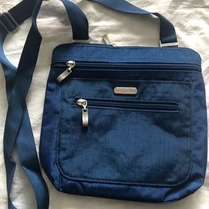 Baggalinni  travel crossbody